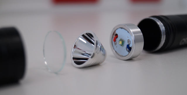 Eine LED-Leuchte, deren Farbspektrum individuell an die Bedürfnisse angepasst werden kann, soll die Lebensqualität der Nutzer verbessern.